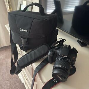 Canon EOS rebel T6 Camera with Bag
